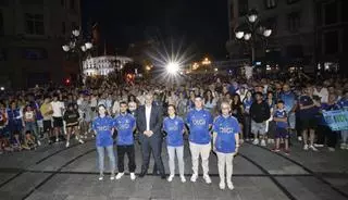 EN IMÁGENES: Así fue la presentación de la nueva camisera del Real Oviedo para jugar en Primera
