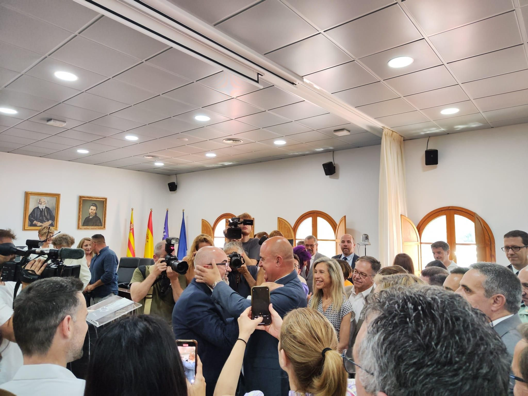 Galería de imágenes de la toma de posesión de Vicent Roig como alcalde de Sant Josep
