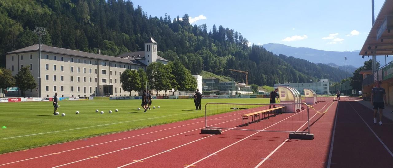 Pista de atletismo del Silberstadt-Arena donde jugó ayer el Mallorca.