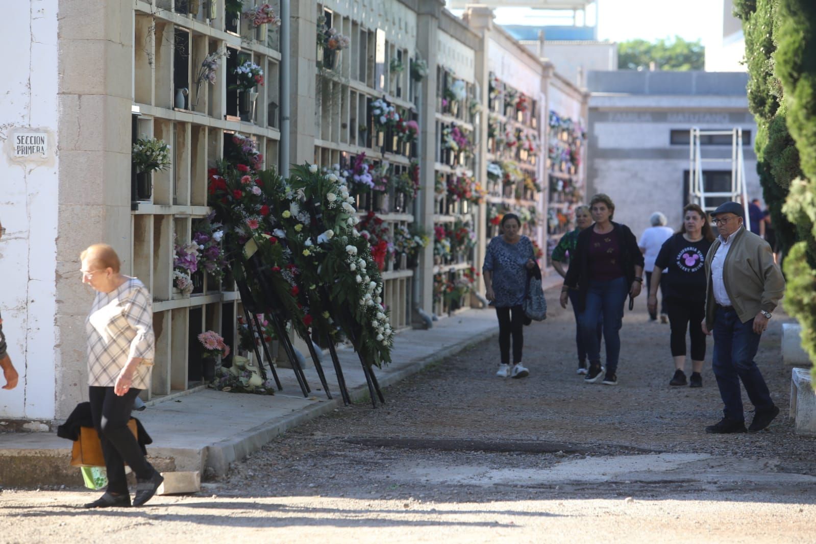 Castellón recuerda a sus fallecidos el día de Todos los Santos