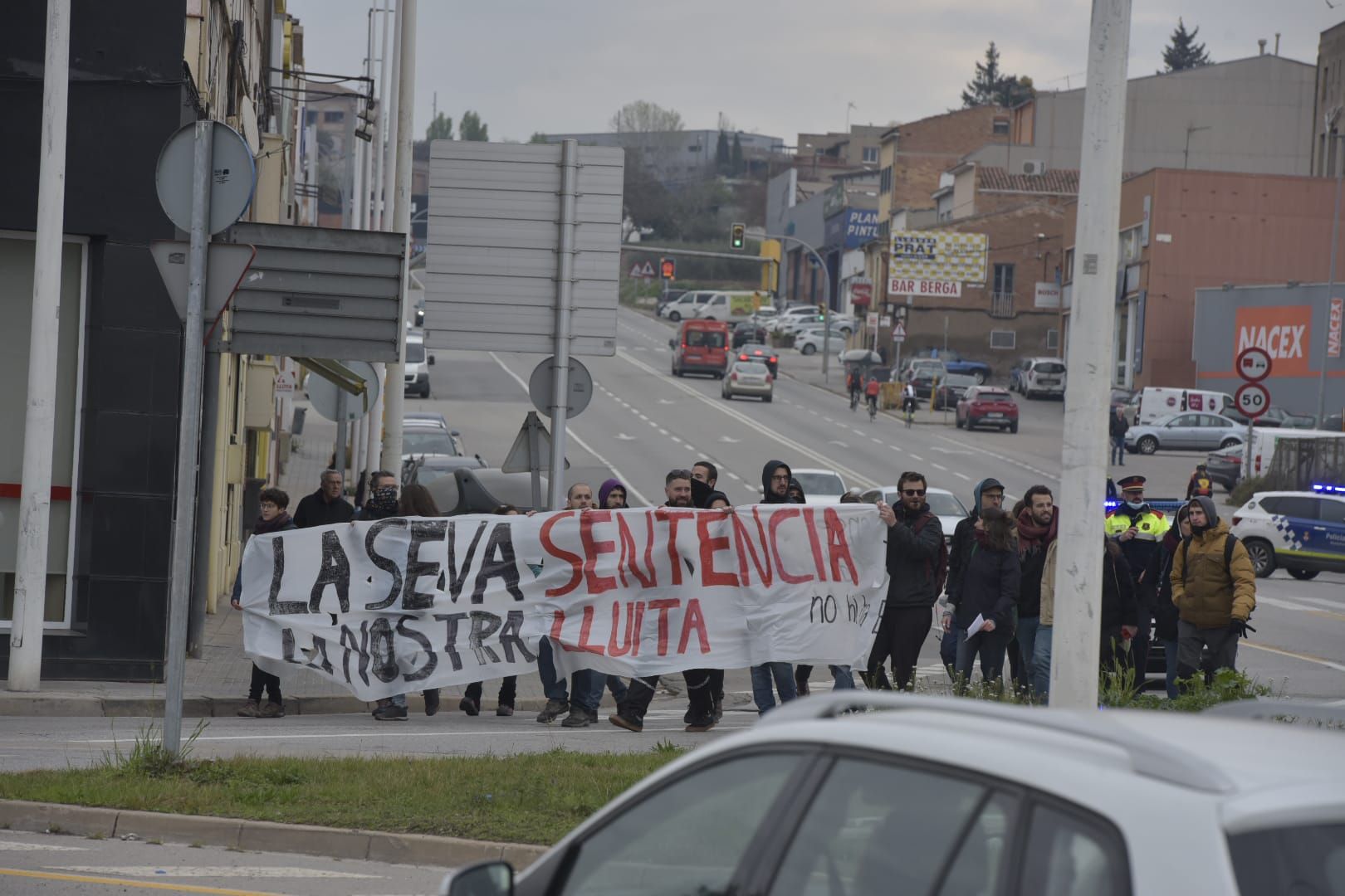 El sector educatiu es manifesta a Manresa