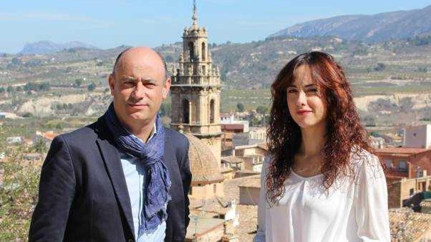 Rafael Briet cede el testigo a Mireia Estepa como candidata del PSOE.