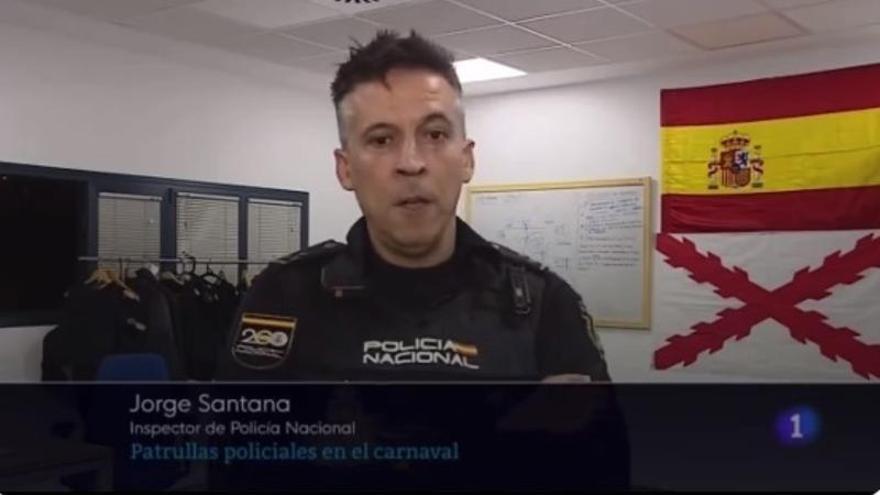 Polémica por una bandera de ultraderecha en una comisaría de Gran Canaria