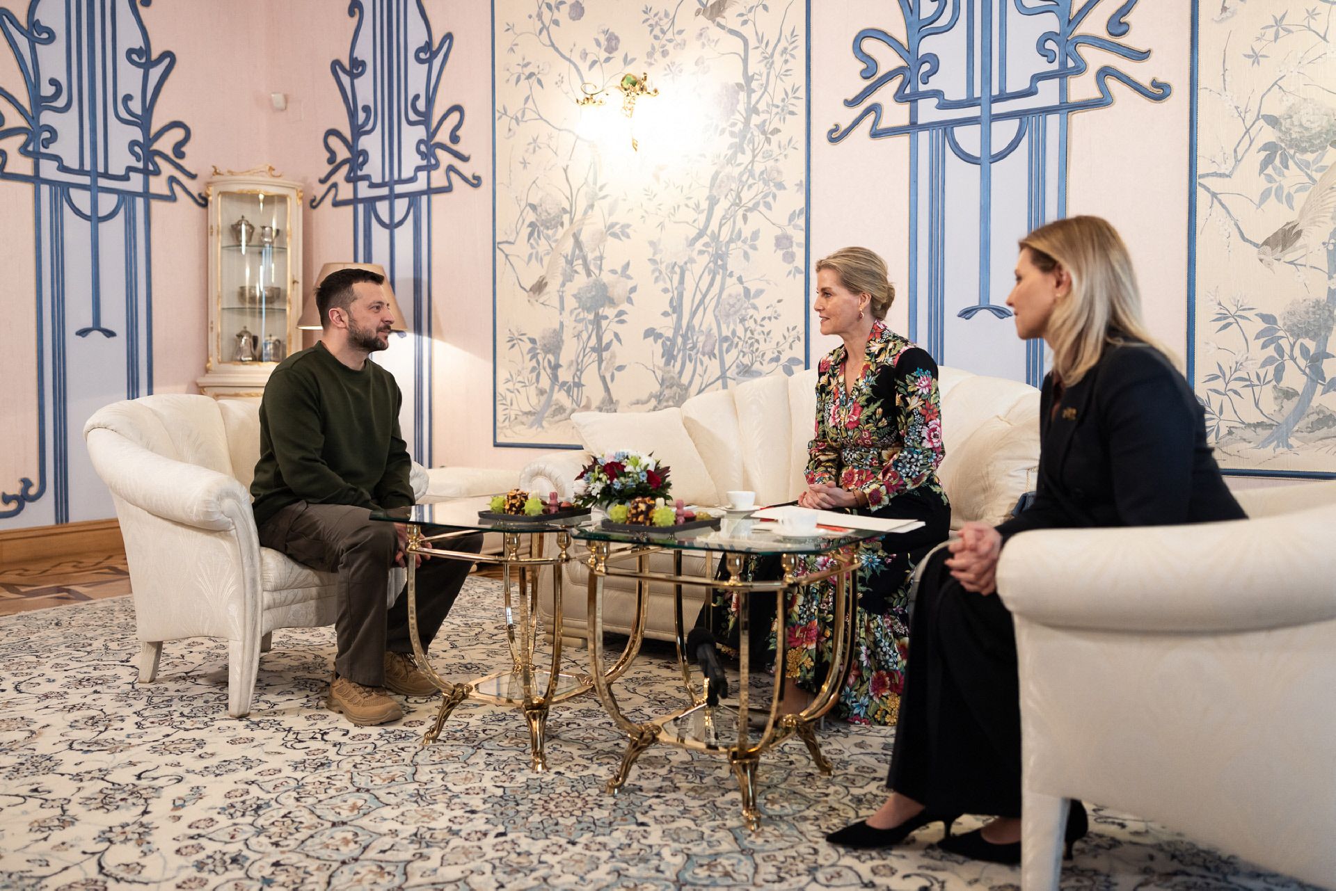 La reunión de Sophie de Edimburgo con el presidente ucraniano, Volodymyr Zelensky, y la primera dama, Olena Zelenska