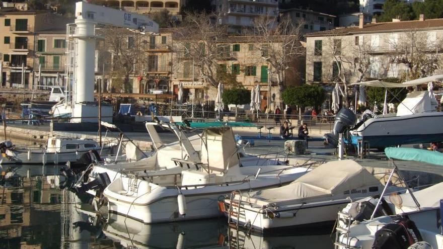 Embarcaciones en el Port de Sóller.