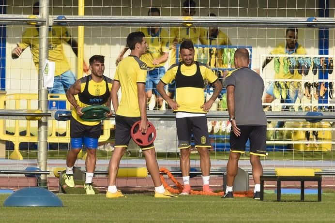 Entrenamiento de la Unión Deportiva Las Palmas ...