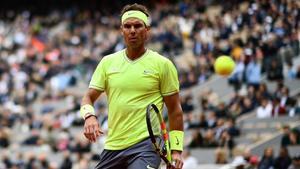 Nadal después de ganar un punto a Federer.