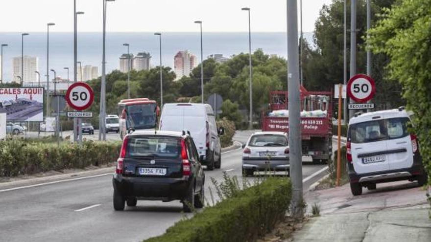 Imagen del tramo de la carretera CV-70 donde se ha bajado la velocidad a 50 km/h.