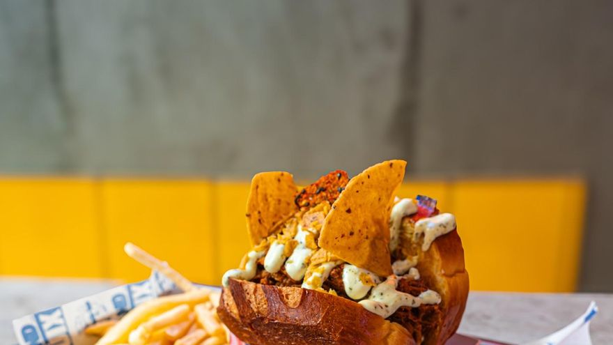 ¿Sabías que uno de los sándwiches más virales de TikTok está a dos pasos de la playa de Las Canteras?
