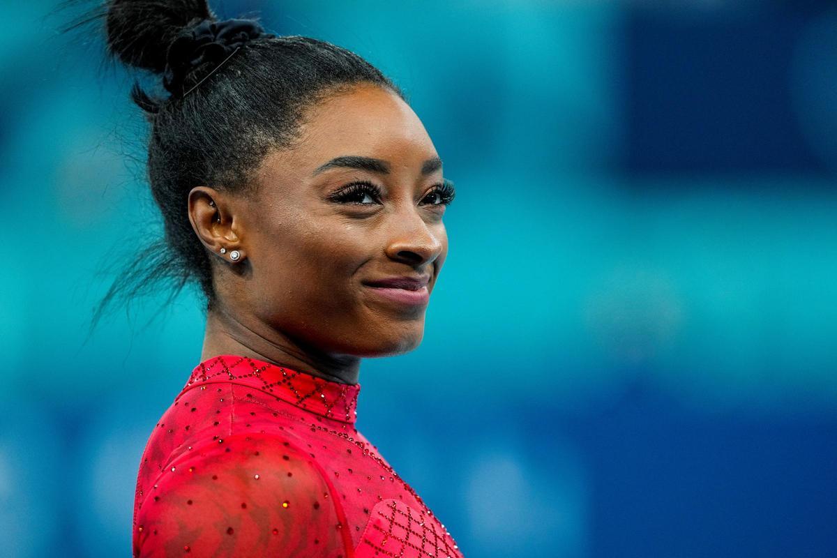 Simone Biles, después de ganar su séptimo oro.