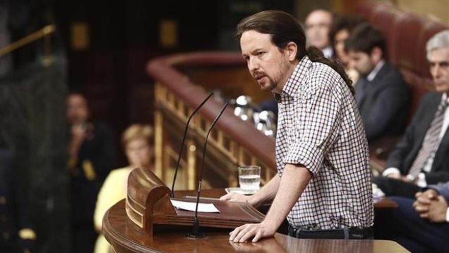 Pablo Iglesias durante la investidura.