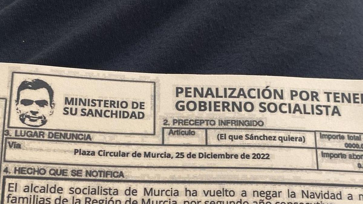 Una de las &#039;denuncias&#039; encontradas en la calle.