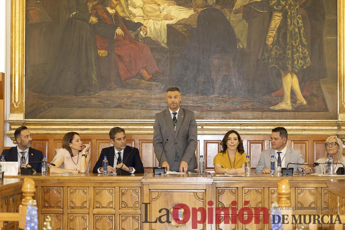 Así se ha vivido el emocionante acto del nombramiento de 'Hijo Predilecto' de Caravaca al doctor Juan Manuel Laborda