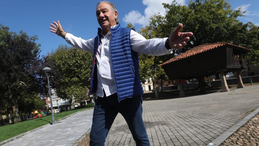 &quot;Las romerías han cambiado mucho, antes cantabas encima un carro si hacía falta&quot;, dice Vicente Díaz