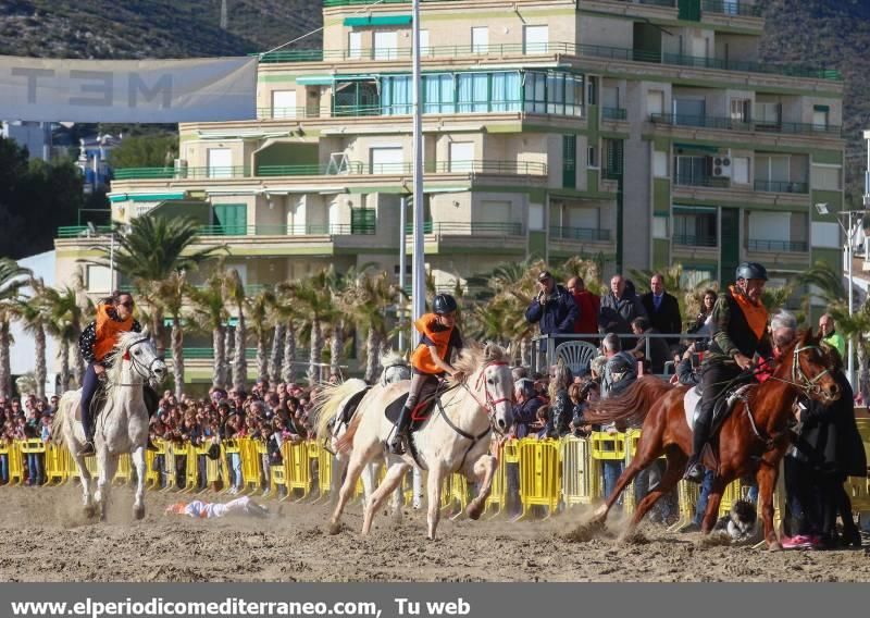 La playa de la Concha de Orpesa es un hipódromo por un día