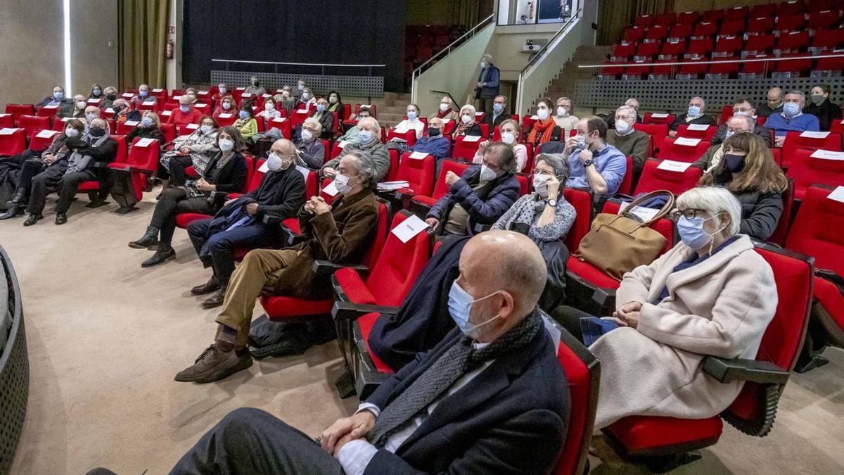 El público disfrutó de la velada organizada por el Foro Bellver. | B.RAMON