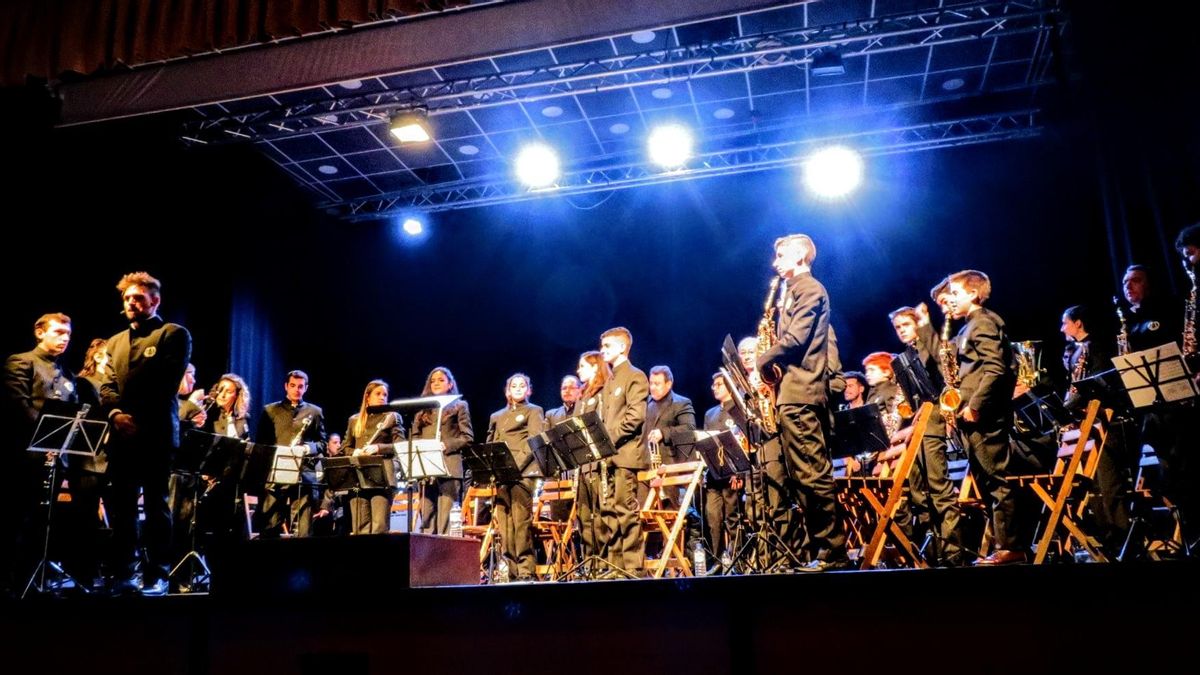 Banda de música Monesterio-Cabeza la Vaca en el auditorio municipal