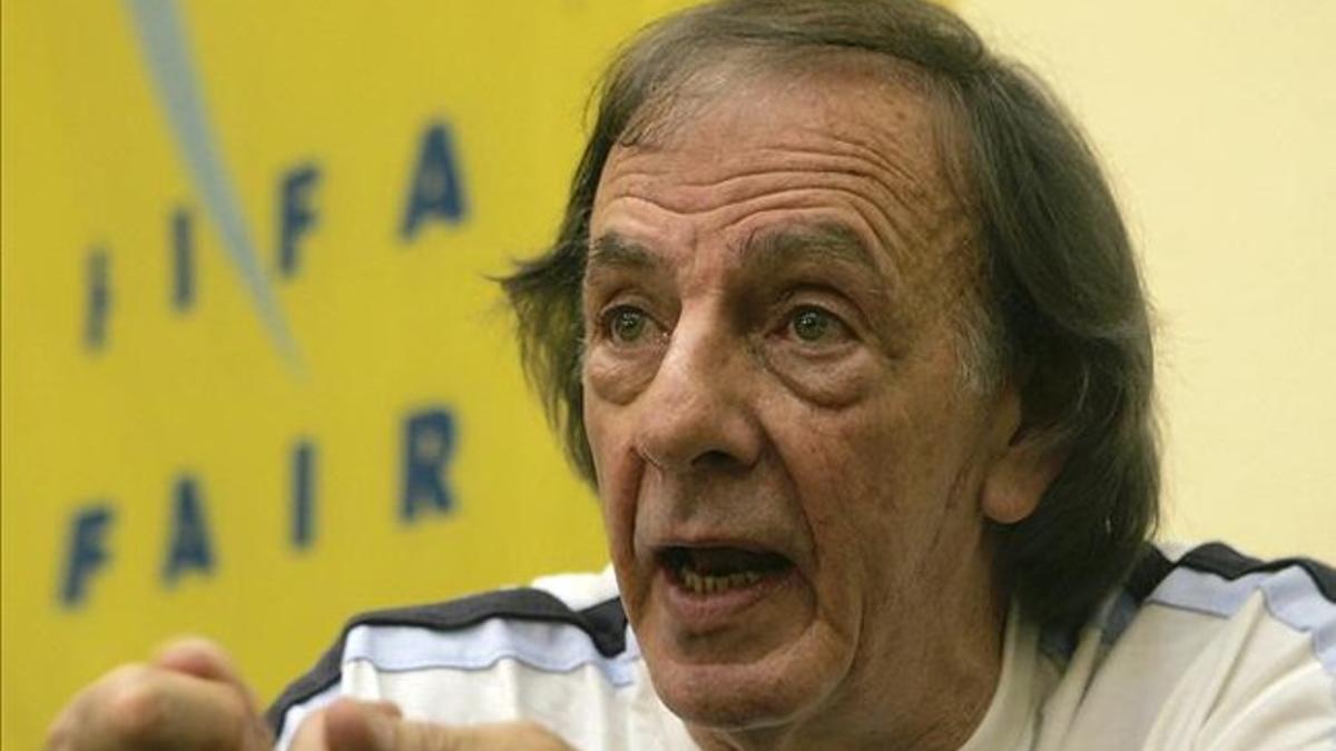 Menotti volvió a defender a Leo Messi