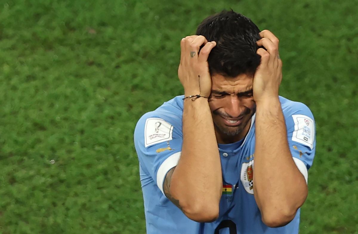 Al Wakrah (Qatar), 02/12/2022.- Luis Suarez of Uruguay reacts at the end of the FIFA World Cup 2022 group H soccer match between Ghana and Uruguay at Al Janoub Stadium in Al Wakrah, Qatar, 02 December 2022. (Mundial de Fútbol, Catar) EFE/EPA/Tolga Bozoglu