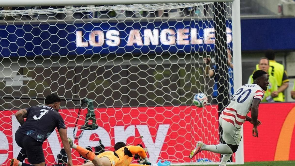 Las mejores imágenes de Folarin Balogun en el primer partido del Mundial