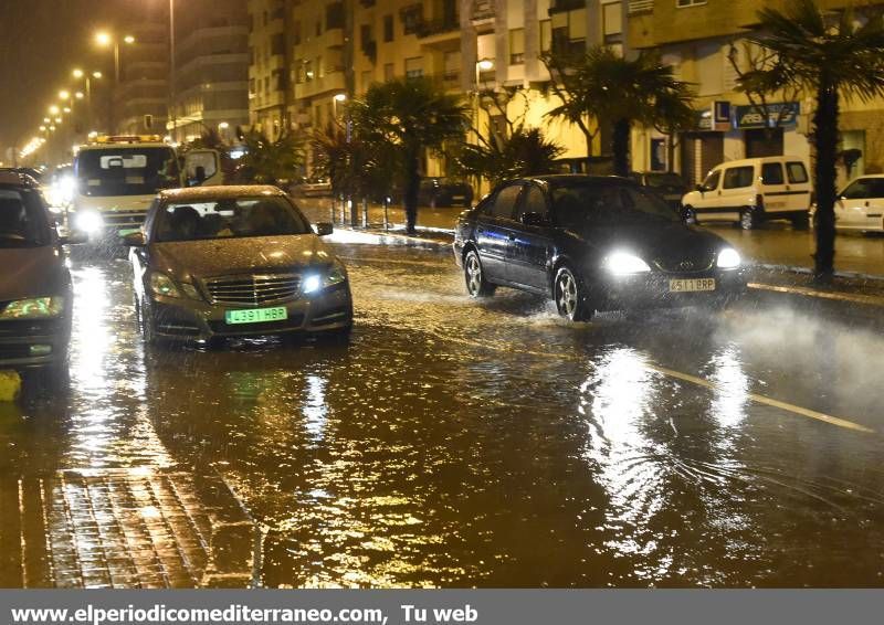 GALERÍA DE FOTOS -- El diluvio cae en Castellón y provoca inundaciones