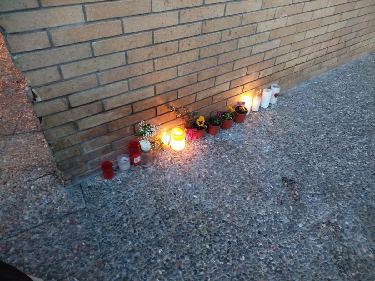 Les fotos de la concentració de rebuig a l'agressió de l'home sensellar de Girona