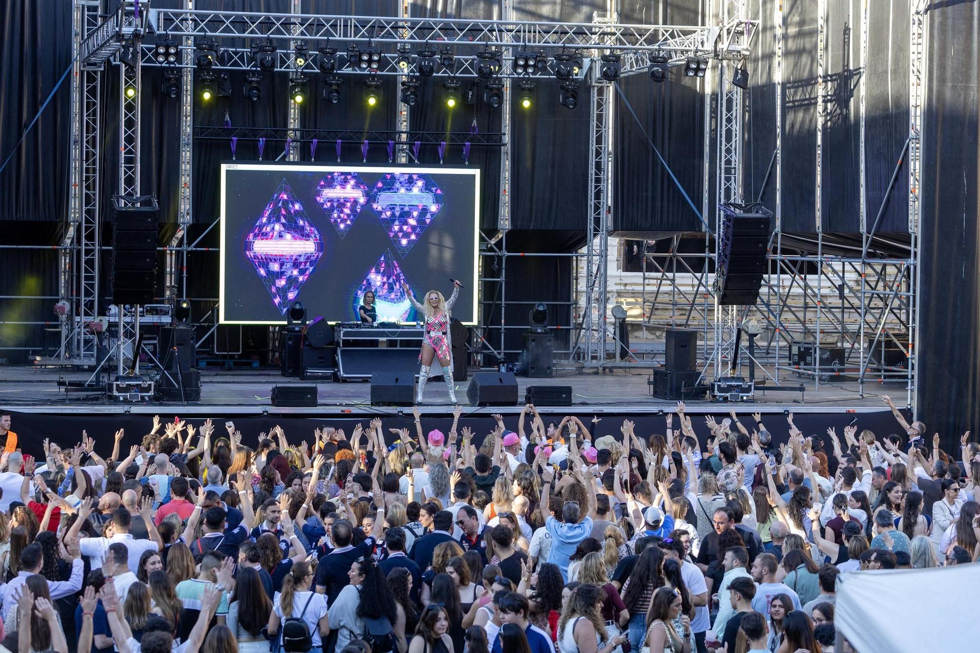 Fogueres Fest 2025: la vuelta de la fiesta al ruedo de la Plaza de Toros de Alicante