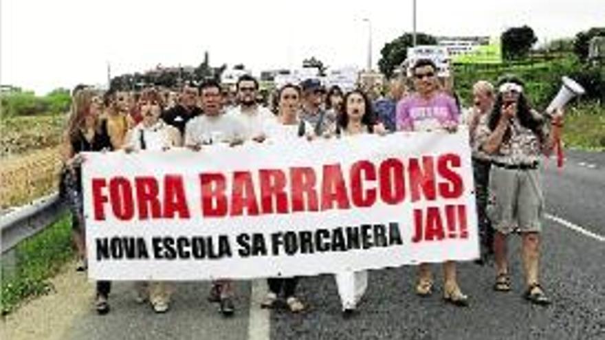 Una de les protestes per reclamar la construcció de l&#039;escola.