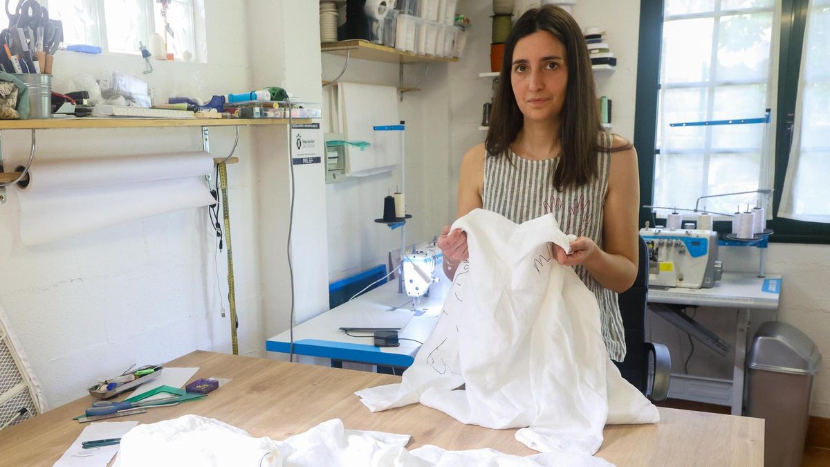 María Lobato García, diseñadora y costurera