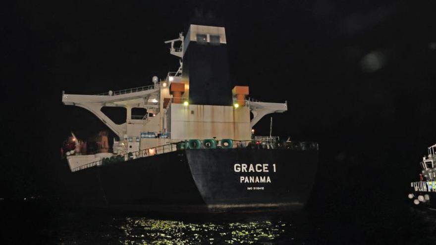 El perolero &#039;Grace 1&#039;, retenido en Gibraltar.