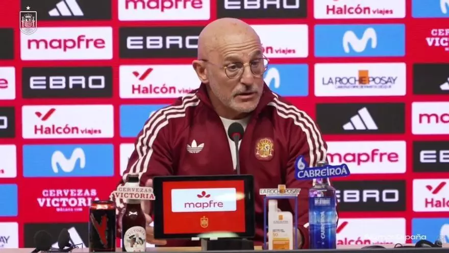 De la Fuente, sobre Eric García: "Posibilidades de venir (al Mundial) tiene todas..."