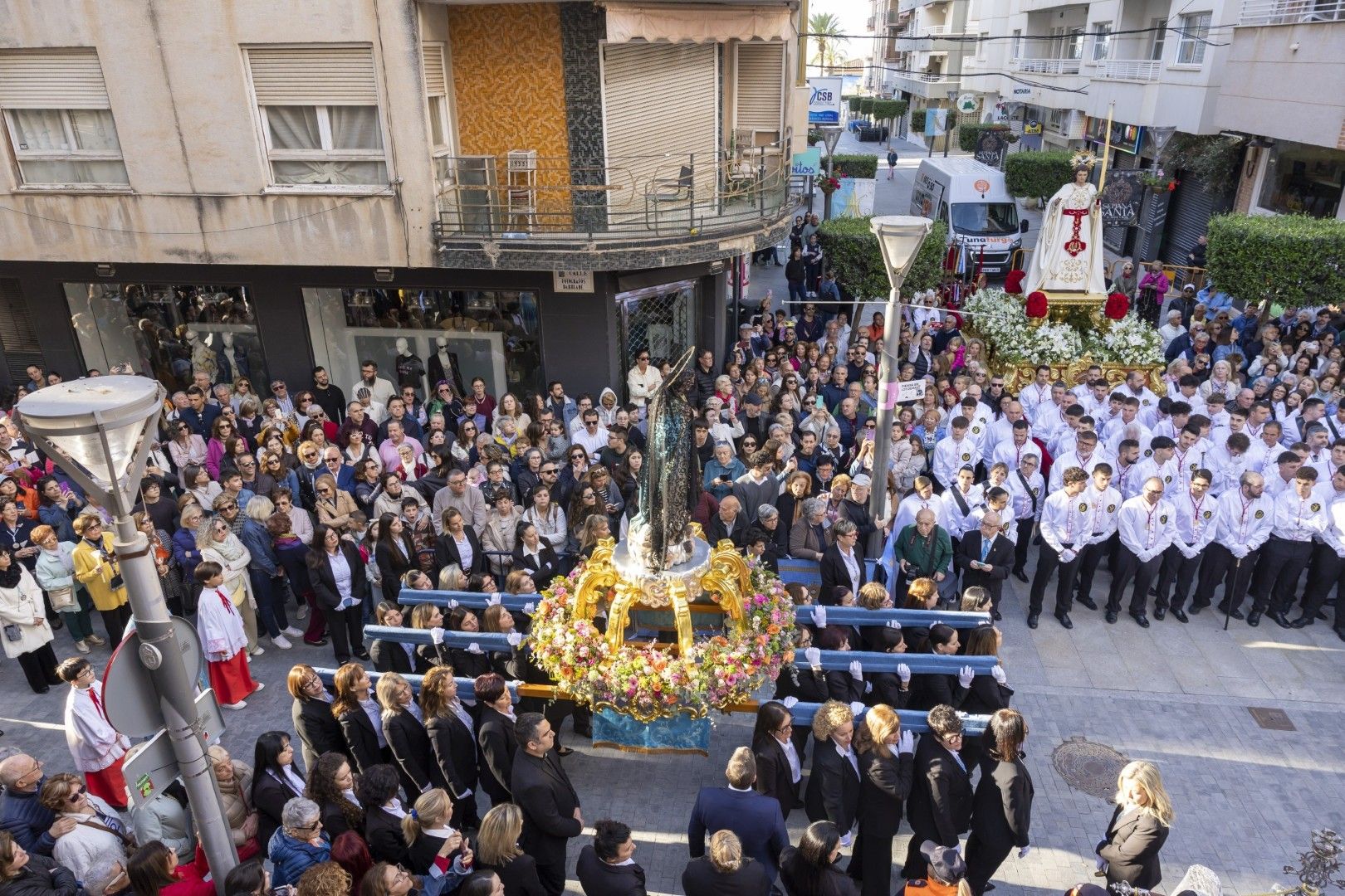 Las imágenes de la procesión del Encuentro del Domingo de Resurrección en Torrevieja