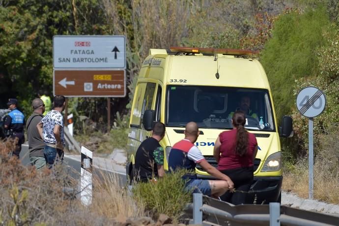 17-03-2019 SAN BARTOLOMÉ DE TIRAJANA. Accidente. Choca un coche contra tres motos.   Fotógrafo: ANDRES CRUZ  | 17/03/2019 | Fotógrafo: Andrés Cruz