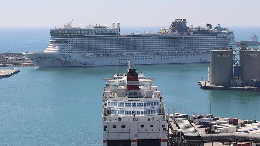 Málaga cerrará 2017 con 500.000 cruceristas y un impacto de casi 40 millones de euros