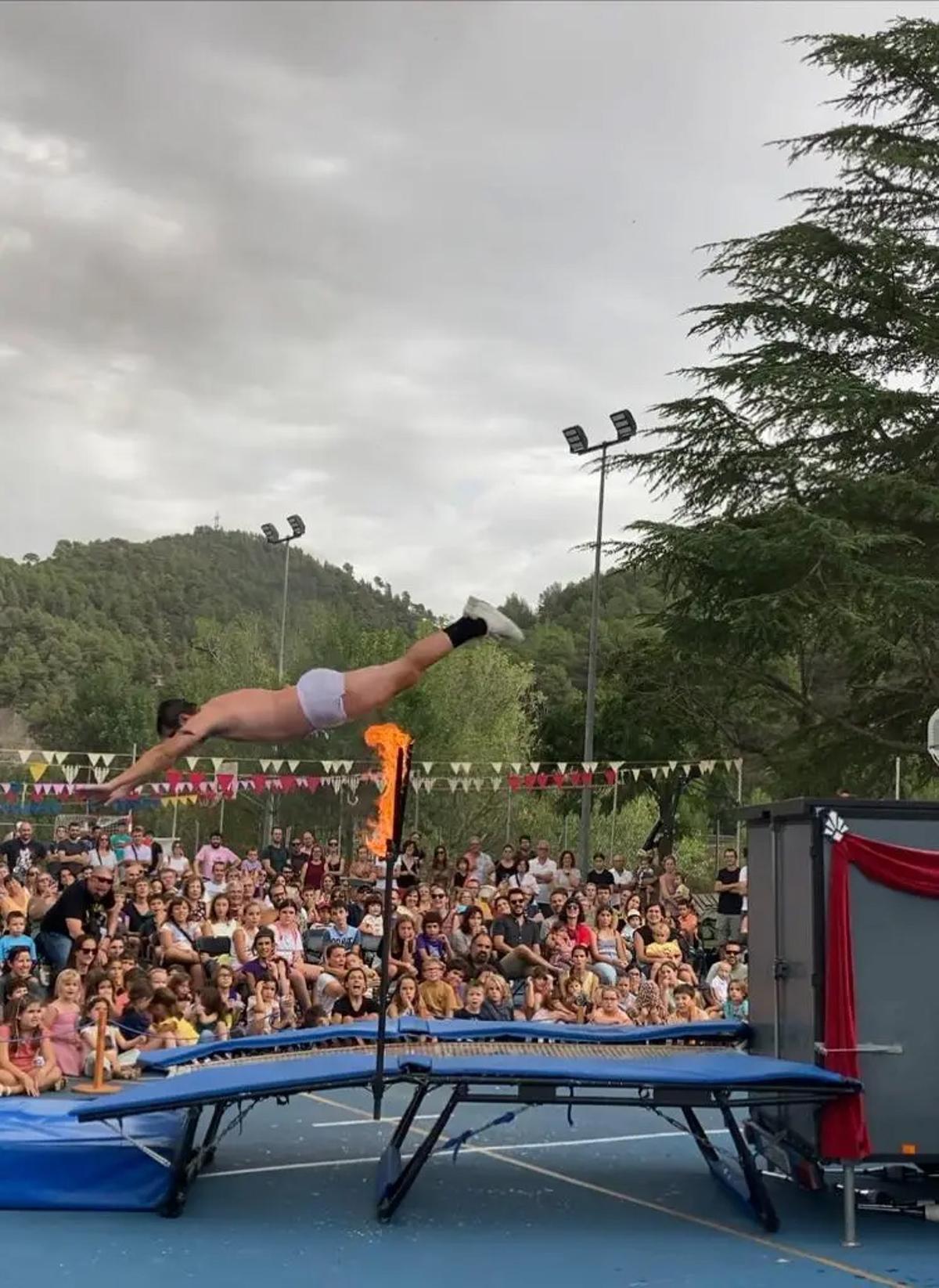 Centenars de persones gaudeixen de la segona edició del Festival Som Riures de Copons