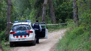 Localización del coche donde apareció el cuerpo calcinado del agente de la Guardia Urbana, cerca del pantano de Foix.