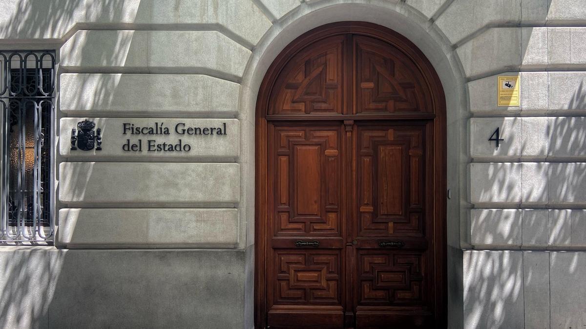 La entrada a la sede de la Fiscalía General del Estado, en Madrid, en una imagen de archivo.