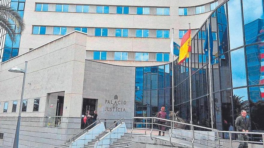 Año y medio de cárcel en Tenerife al intentar despojar a su exesposa del negocio familiar