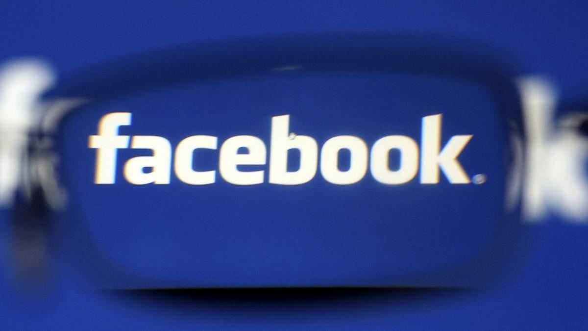 Tailandia amenaza con bloquear Facebook si no retira decenas de contenidos