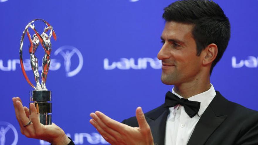 Djokovic y Serena Williams ganan los premios Laureus