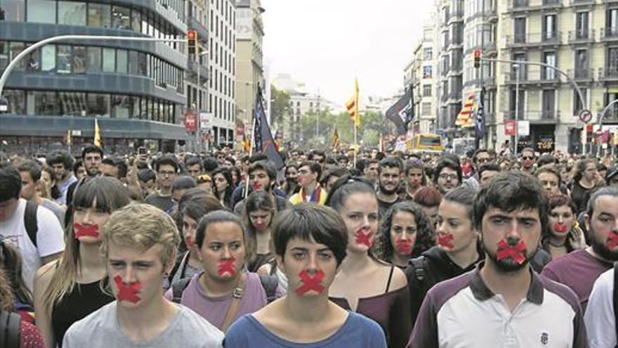 «Paro de país» y una huelga general en Cataluña