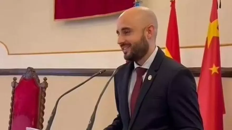 Vaivén: El alcalde de Algemesí se atreve a hablar chino