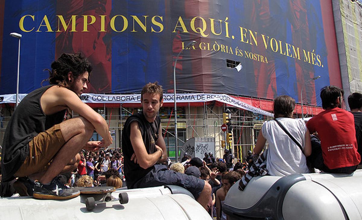 Ambient de la concentració de la plaça de Catalunya uns minuts abans del desallotjament.
