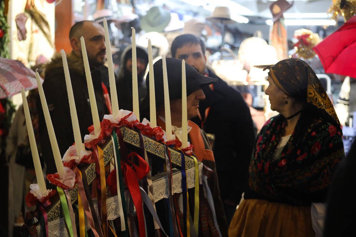 GALERÍA | Desfile de ramos de Navidad en el centro de Zamora