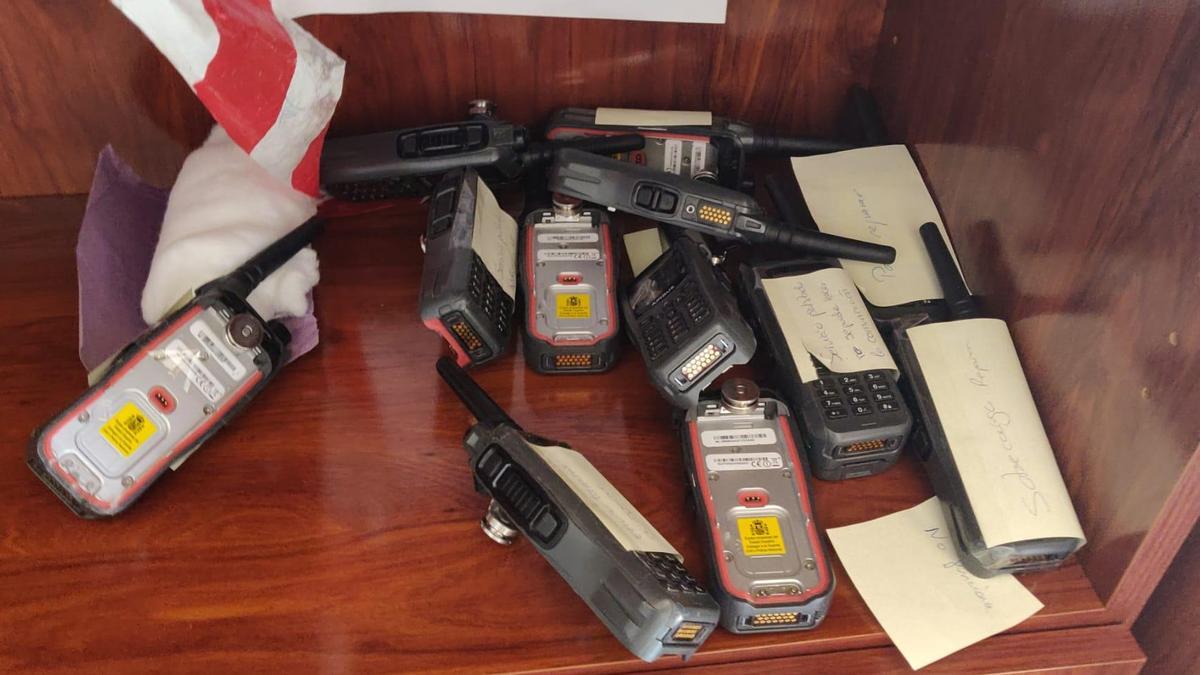 Imagen de walkies facilitada por el sindicato.