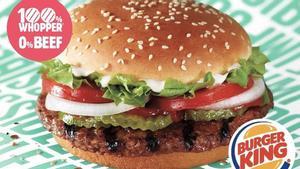 Burguer King lanza su primera hamburguesa vegana.