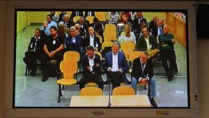 Vista de un monitor de la sala de prensa de la Audiencia Nacional donde las fiscales emiten hoy su informe en el caso ’Gürtel’.