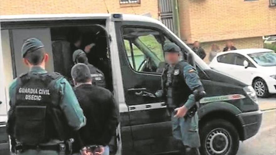 Cae una banda ‘paramilitar’ que logró 700.000 € robando bancos