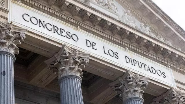 DIRECTO | Los Reyes participan en el acto sobre la constitución en el Congreso