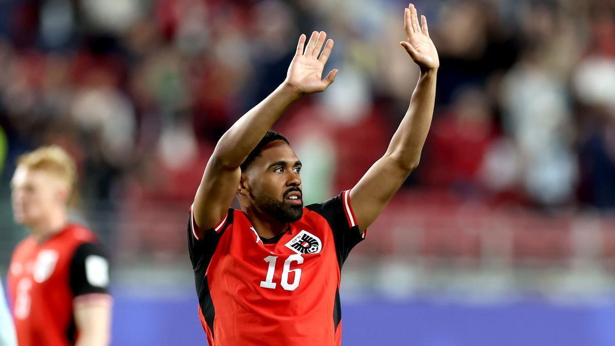 Mwene, una baja de peso para Ragnick ante España